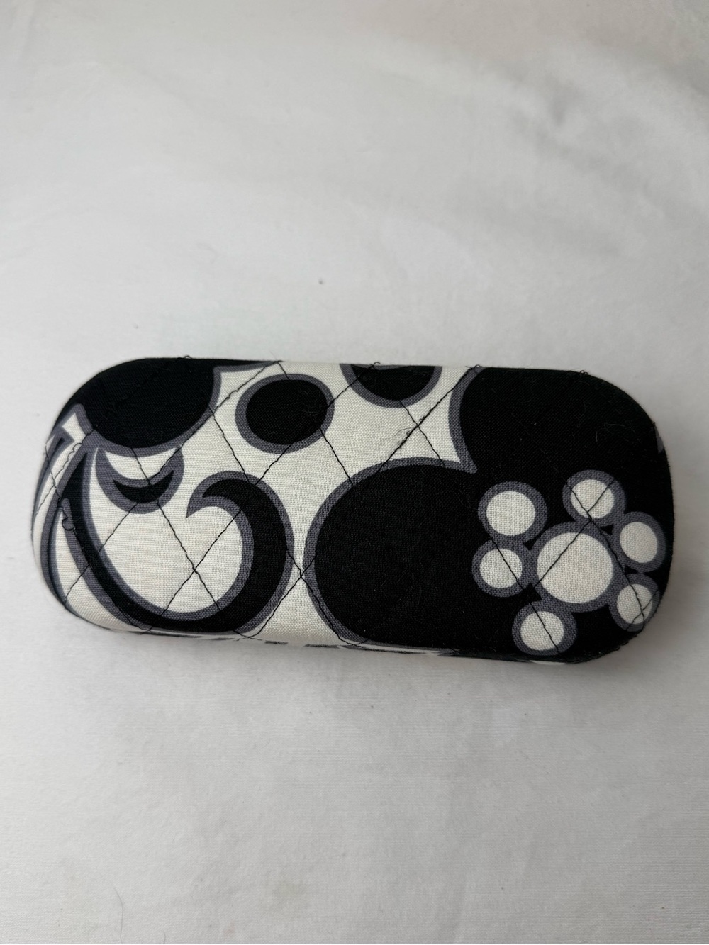 NWOT Vera Bradley Night & Day Glasses Case Clamshell Case Soft Interior Retired